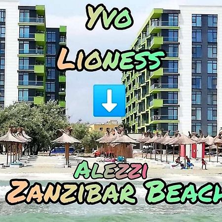 Ferienwohnung Yvo Lioness & Mamaia Nord Năvodari Exterior foto
