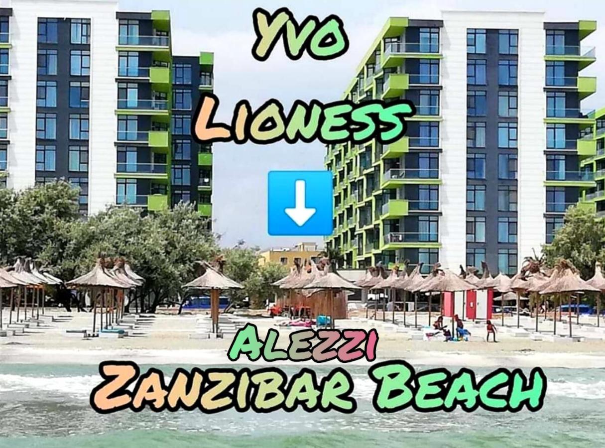 Ferienwohnung Yvo Lioness & Mamaia Nord Năvodari Exterior foto