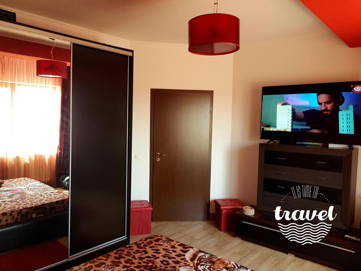 Ferienwohnung Yvo Lioness & Mamaia Nord Năvodari Exterior foto
